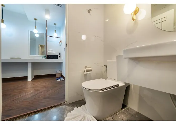 Hotel Nine River 3*