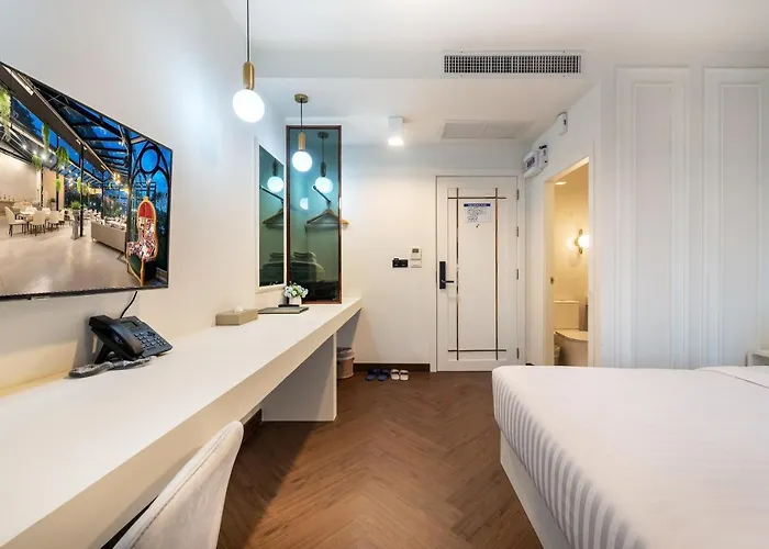 Nine River Hotel 3*